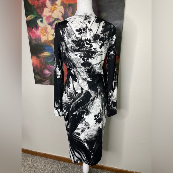 Preen By Thornton Bregazzi Black and White Floral Print Dress
Sz S Goth Designer - Picture 5 of 12